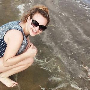 Meet your Posher, Lydia